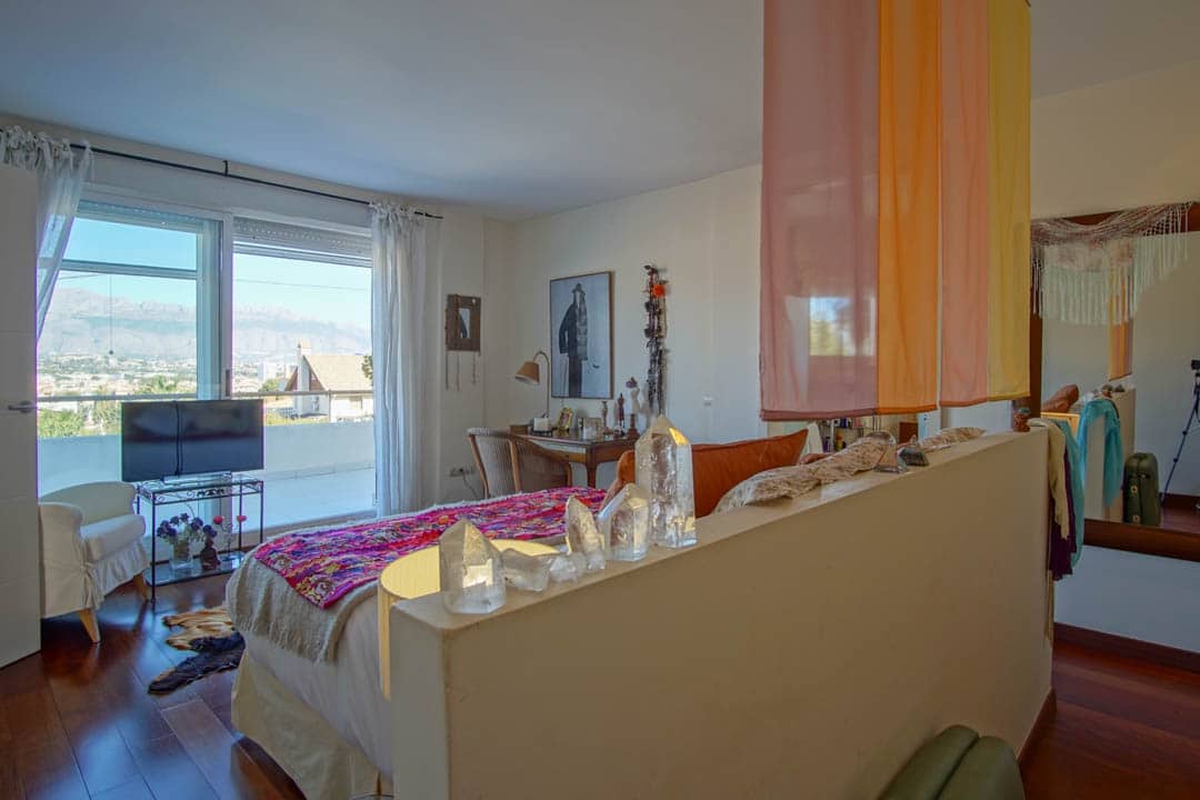 8 bedroom Villa for sale in Alfaz del Pi / L'Alfas del Pi with garage - € 3,750,000 (Ref: 9484757)