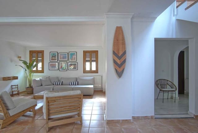 5 camera da letto Villa in vendita in El Montgó, Dénia con garage - 1.045.000 € (Rif: 9484758)