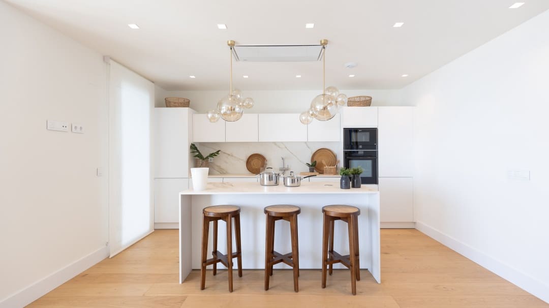 2 bedroom Beach Apartment for sale in Benidorm - € 1,550,000 (Ref: 9484768)