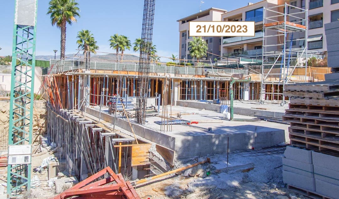 2 bedroom Apartment for sale in La Villajoyosa / Vila Joiosa - € 250,000 (Ref: 9484769)