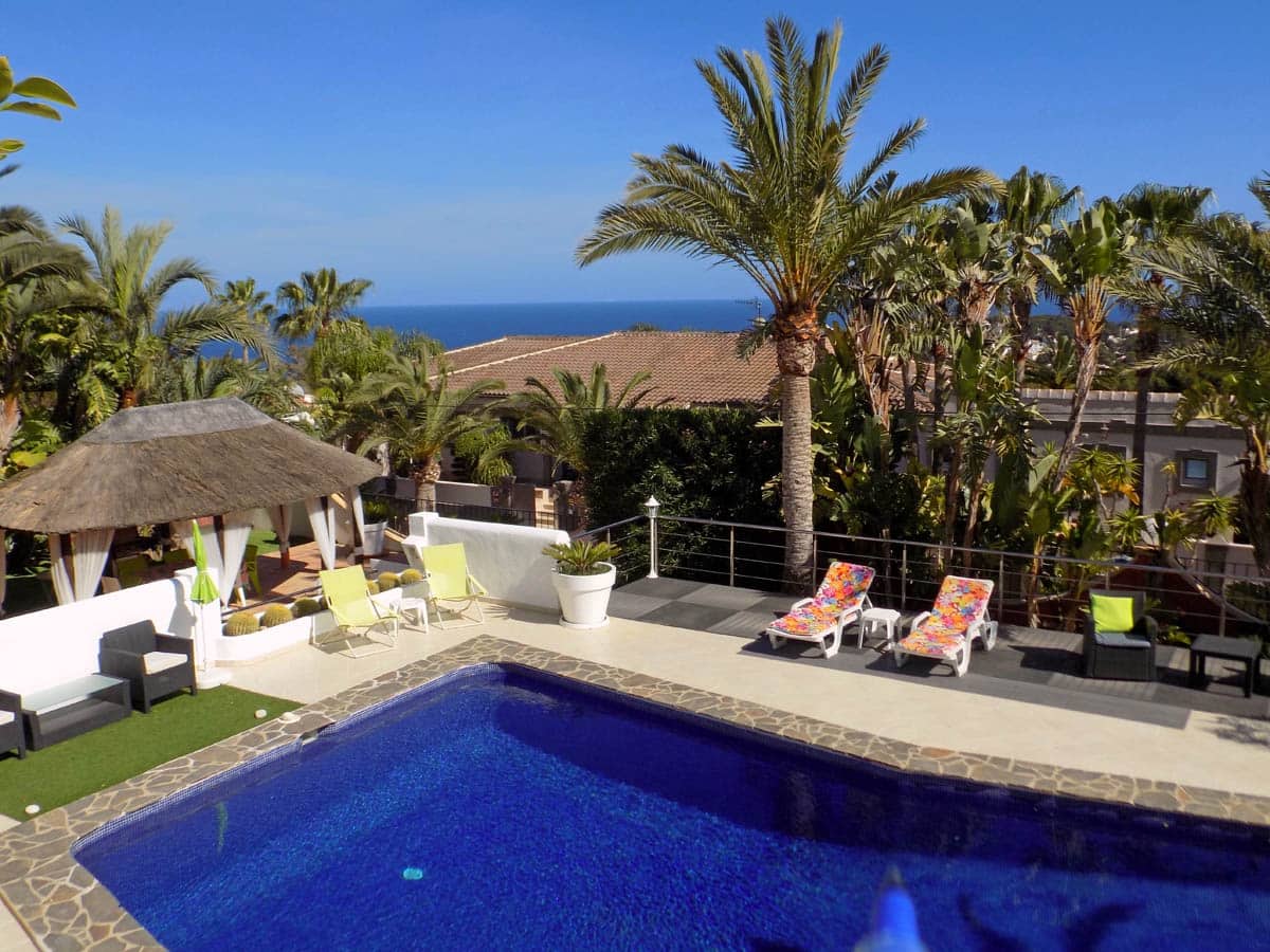 4 bedroom Villa for sale in Teulada with garage - € 1,500,000 (Ref: 9484787)