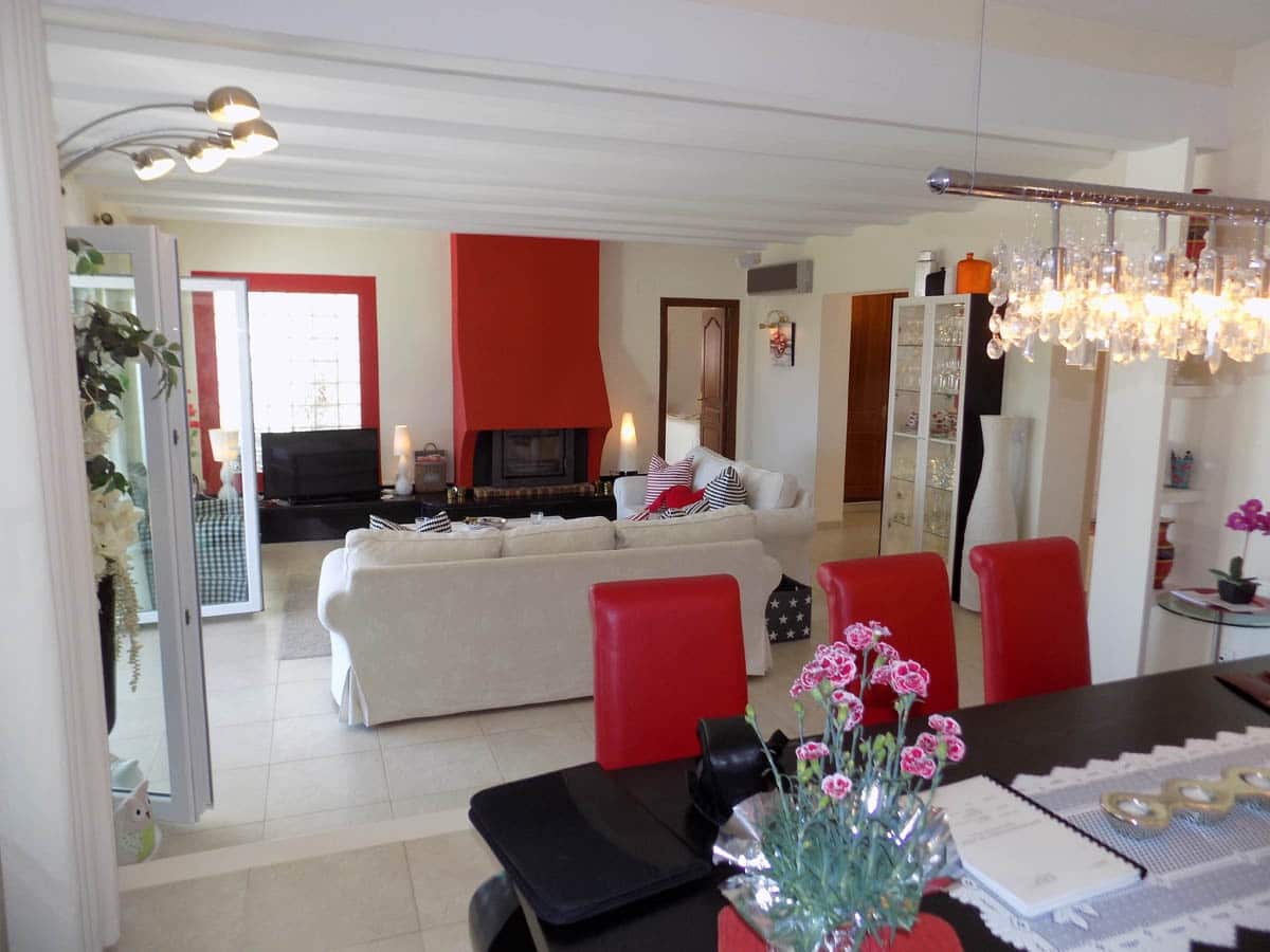 4 bedroom Villa for sale in Teulada with garage - € 1,500,000 (Ref: 9484787)