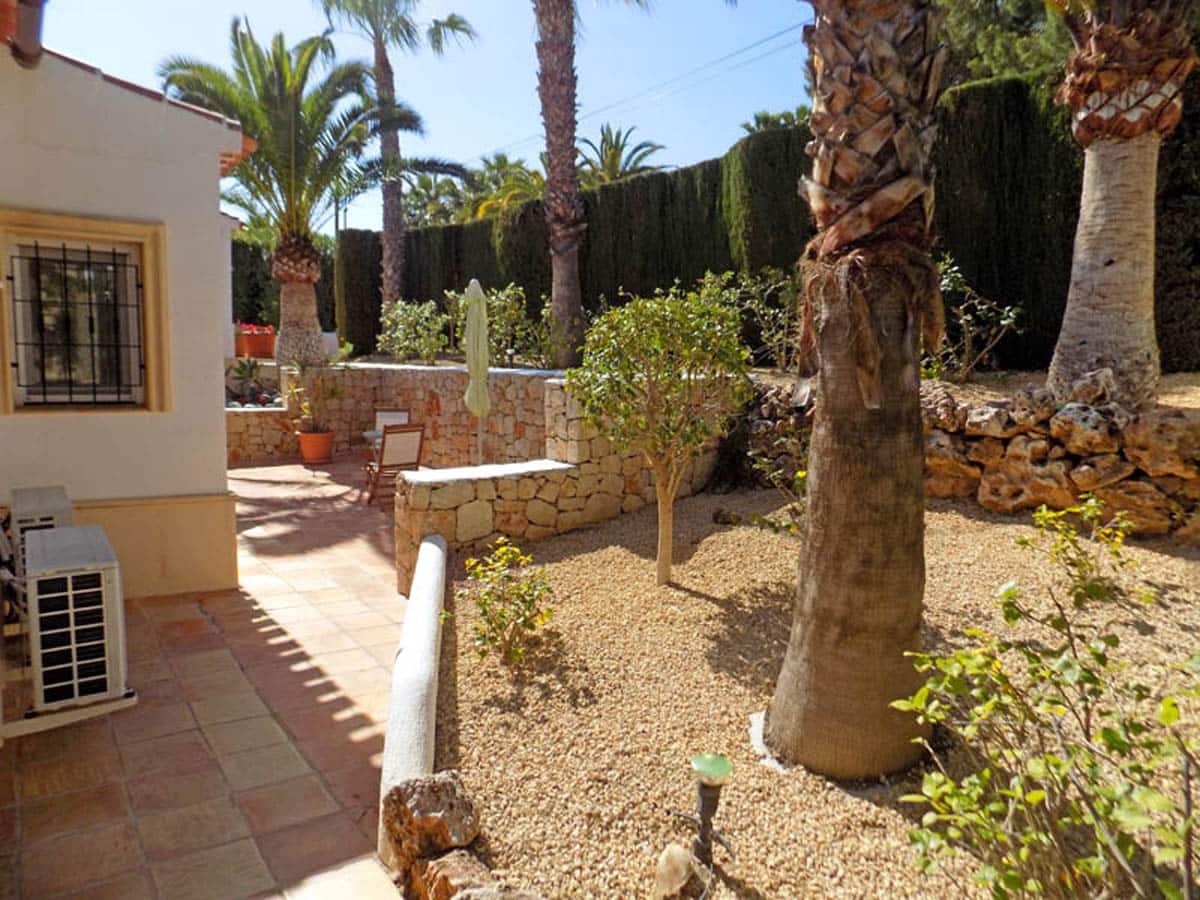 4 bedroom Villa for sale in Teulada with garage - € 1,500,000 (Ref: 9484787)