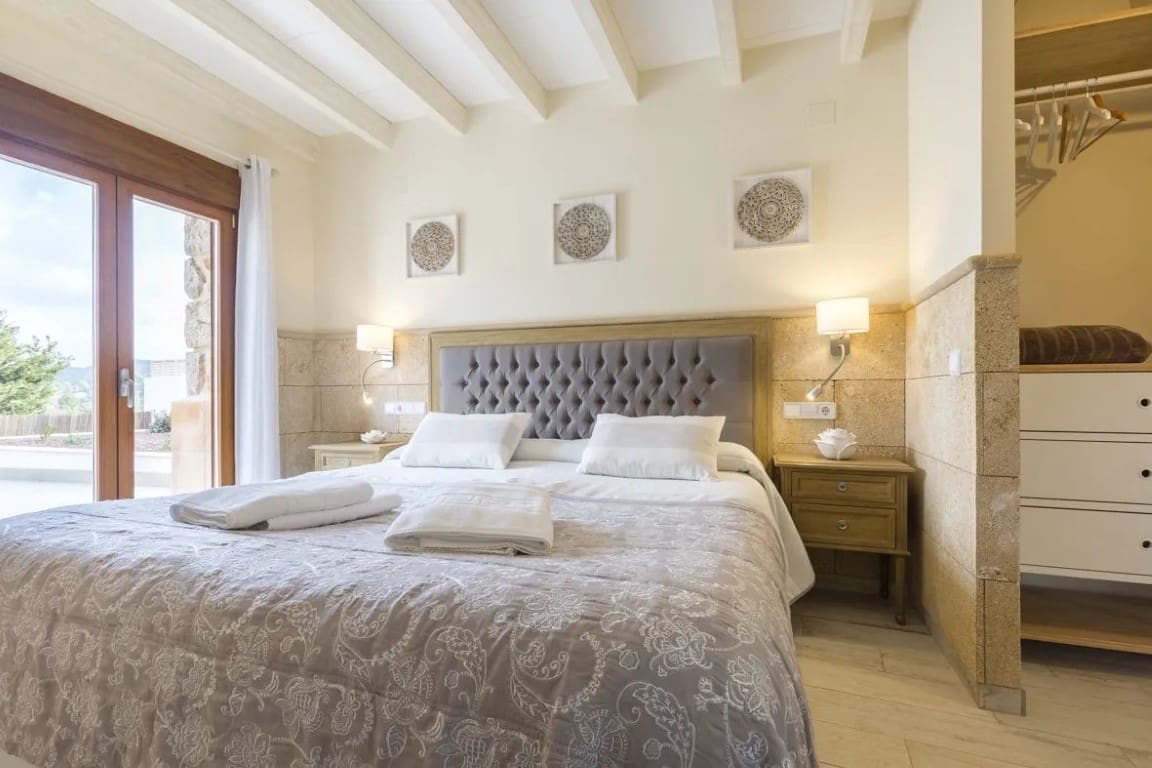 12 bedroom Villa for sale in Lliber - € 1,550,000 (Ref: 9484804)