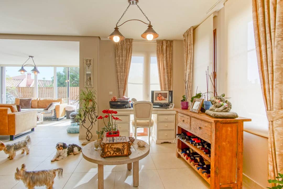 3 bedroom Villa for sale in Finestrat - € 649,000 (Ref: 9484815)