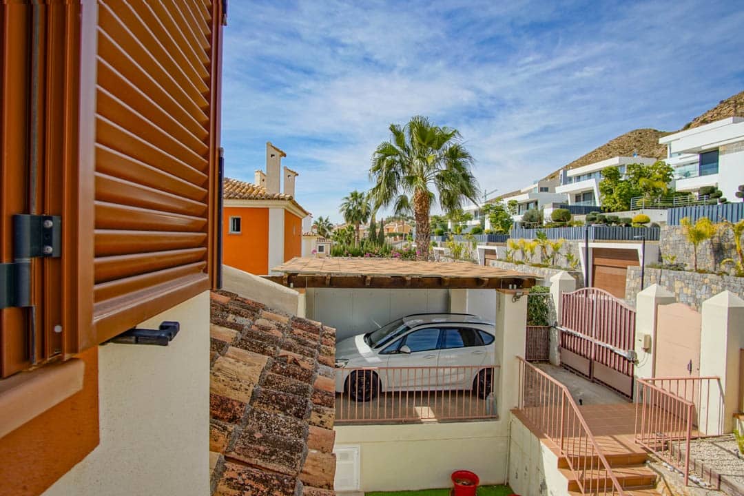 3 bedroom Villa for sale in Finestrat - € 649,000 (Ref: 9484815)