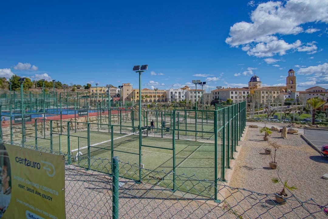 3 bedroom Villa for sale in Finestrat - € 649,000 (Ref: 9484815)