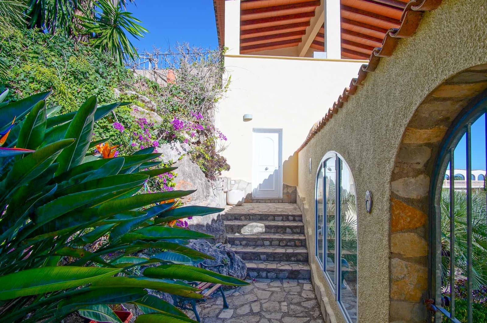 5 bedroom Villa for sale in Monte Pego - € 765,000 (Ref: 9484816)