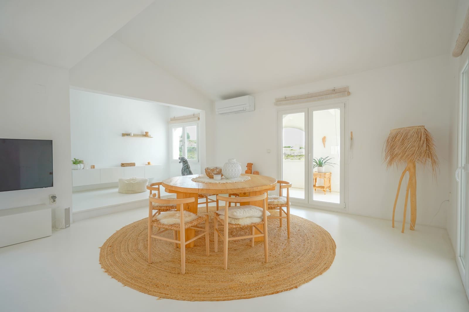 4 bedroom Villa for sale in Benitachell / Benitatxell with garage - € 1,290,000 (Ref: 9484841)