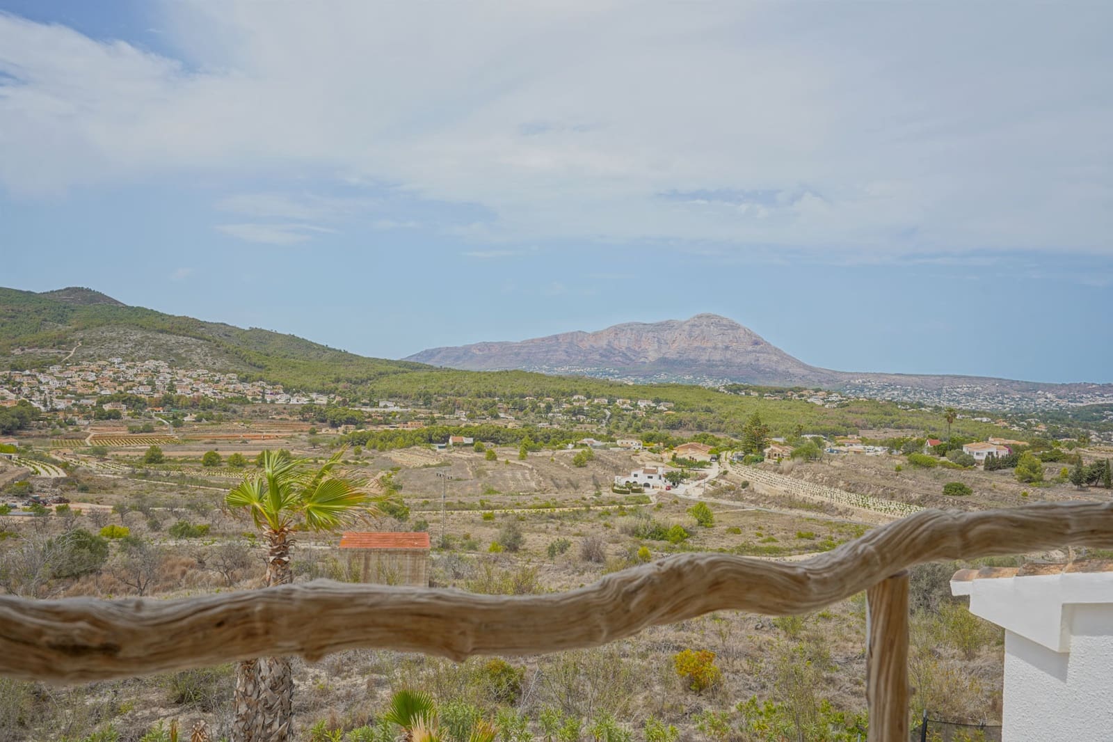 4 bedroom Villa for sale in Benitachell / Benitatxell with garage - € 1,290,000 (Ref: 9484841)