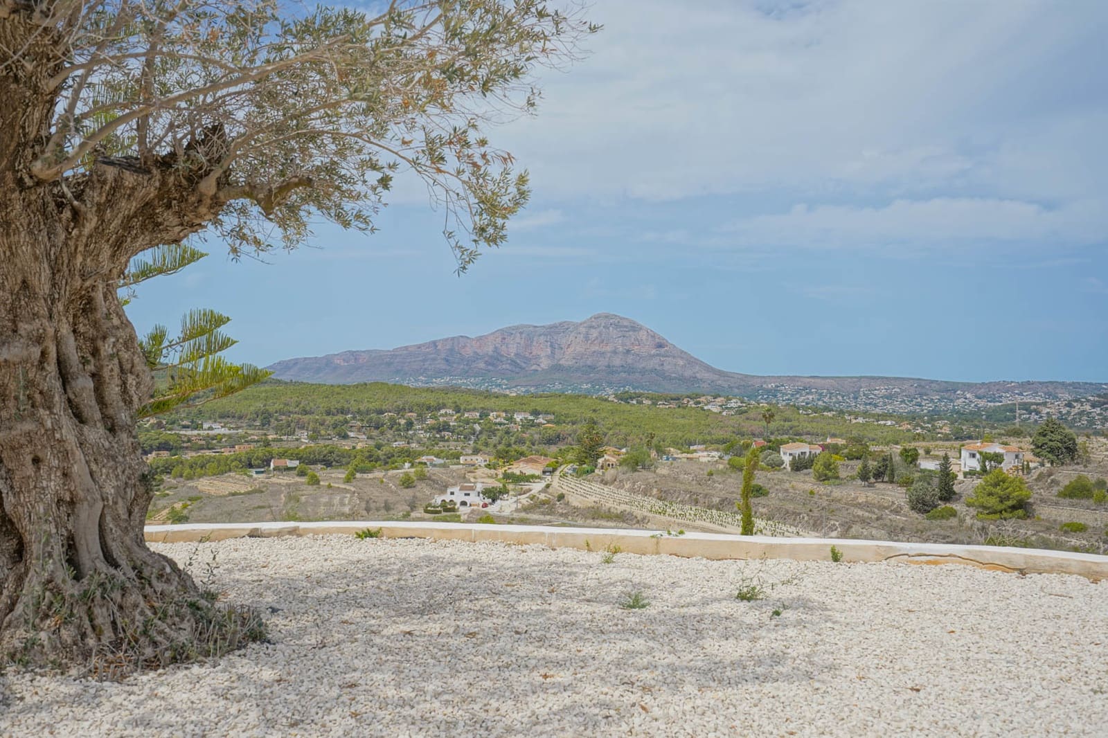 4 bedroom Villa for sale in Benitachell / Benitatxell with garage - € 1,290,000 (Ref: 9484841)