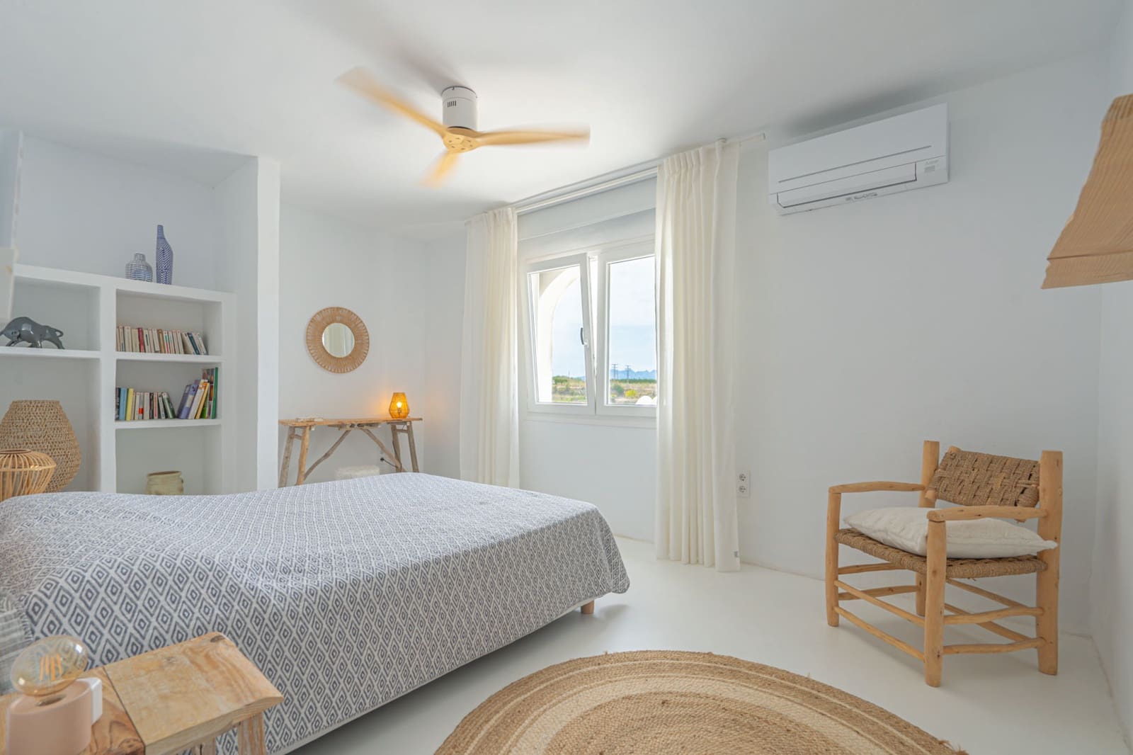 4 bedroom Villa for sale in Benitachell / Benitatxell with garage - € 1,290,000 (Ref: 9484841)