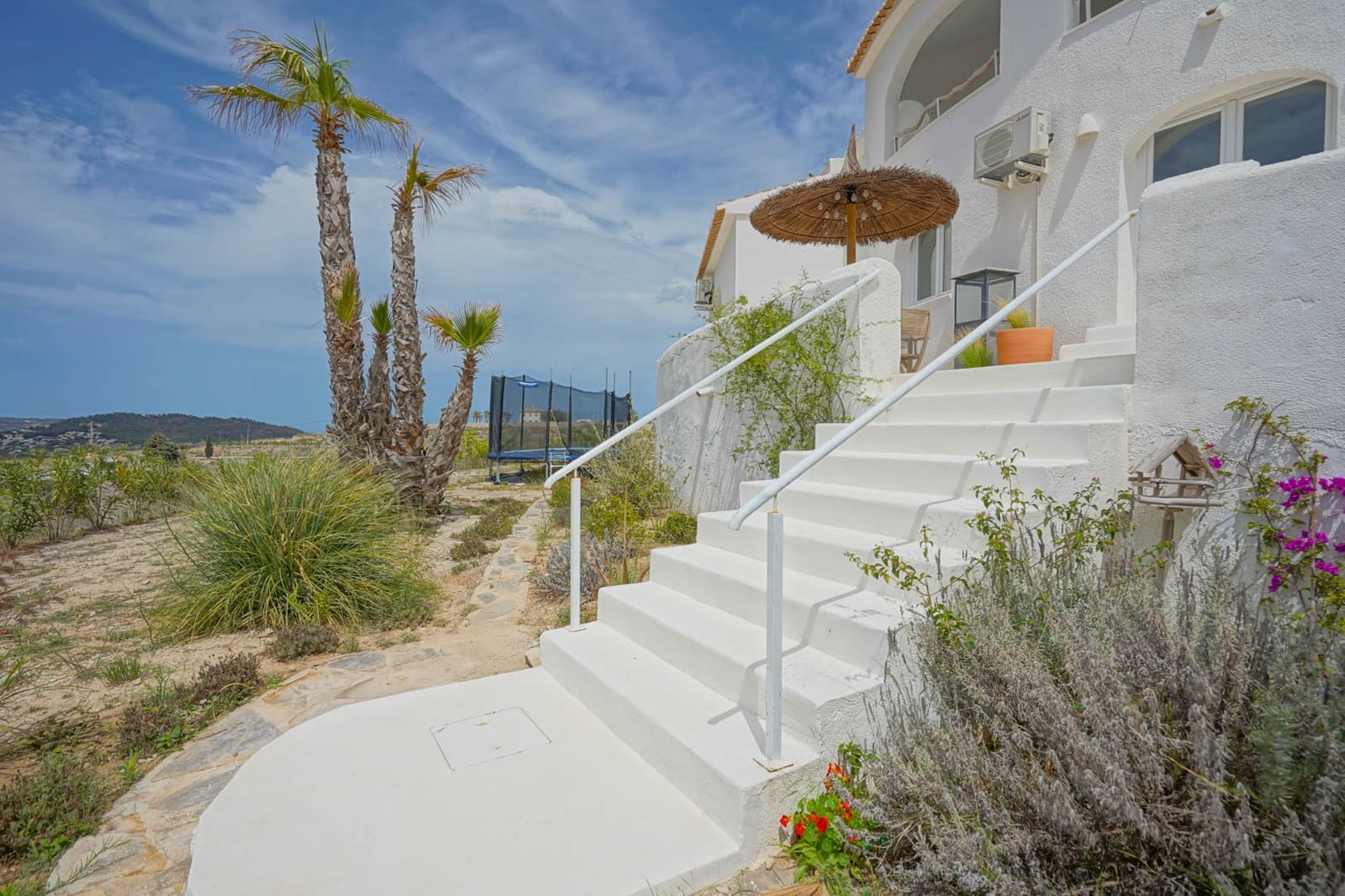 4 bedroom Villa for sale in Benitachell / Benitatxell with garage - € 1,290,000 (Ref: 9484841)