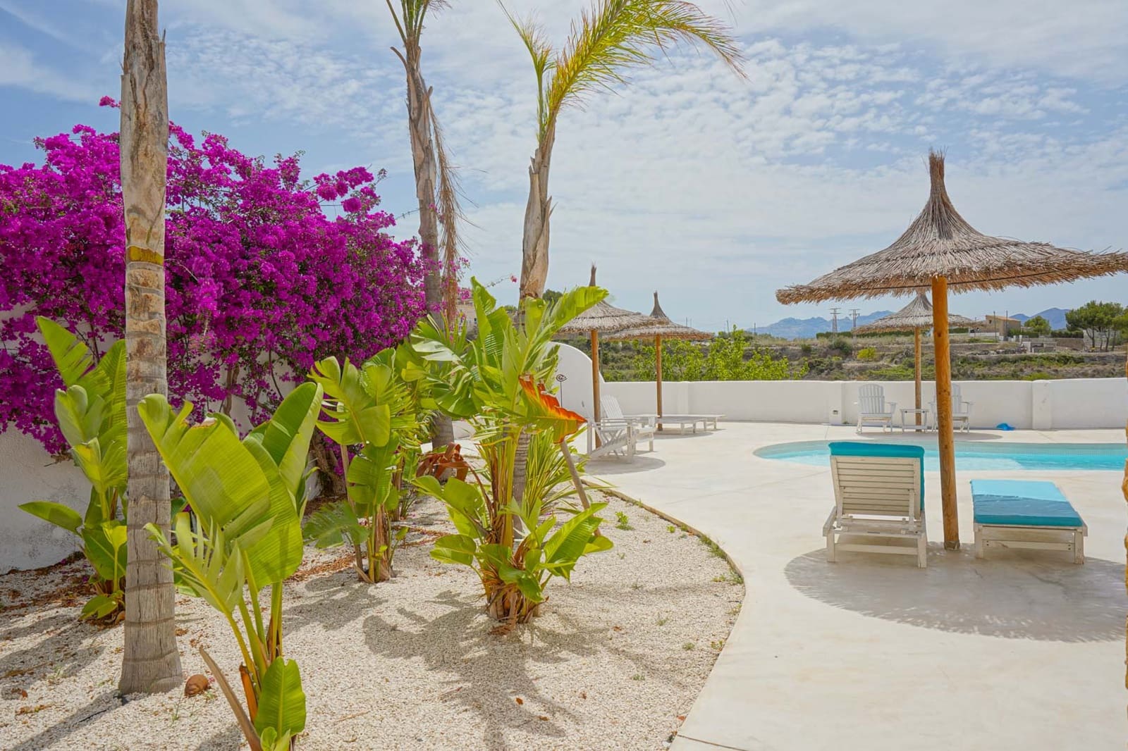 4 bedroom Villa for sale in Benitachell / Benitatxell with garage - € 1,290,000 (Ref: 9484841)