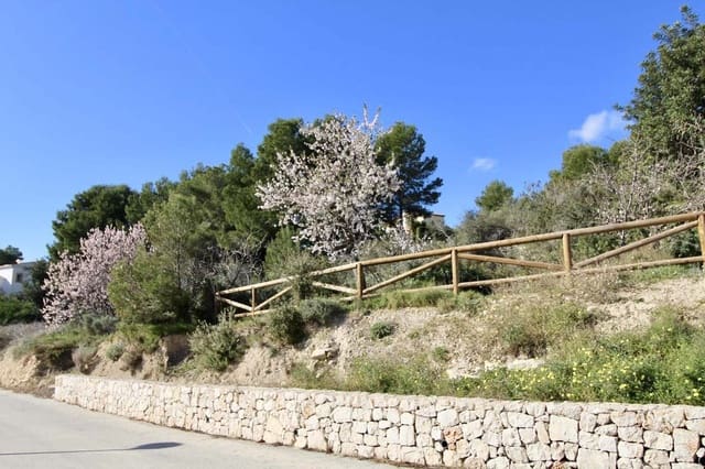 4 makuuhuone Huvila myytävänä paikassa Casco Urbano, Teulada-Moraira mukana 
autotalli - 1 175 000 € (Ref: 9484843)