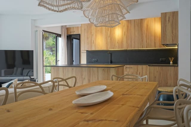 4 sypialnia Willa na sprzedaż w La Granadella  - Costa Nova, Javea / Xàbia z garażem - 1 450 000 € (Ref: 9484844)