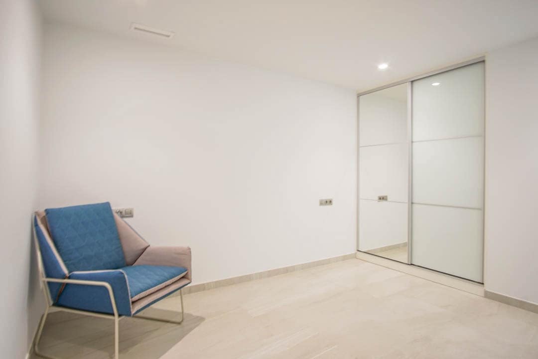 6 slaapkamer Villa te koop in Finestrat met garage - € 1.250.000 (Ref: 9484850)