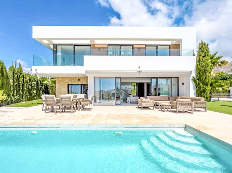 6 slaapkamer Villa te koop in Finestrat met garage - € 1.250.000 (Ref: 9484850)