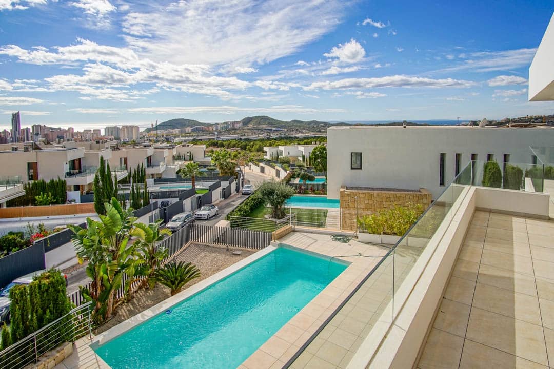 6 slaapkamer Villa te koop in Finestrat met garage - € 1.250.000 (Ref: 9484850)