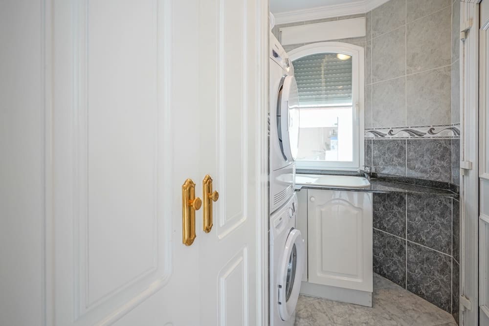 6 slaapkamer Villa te koop in Javea / Xabia met garage - € 1.470.000 (Ref: 9484851)