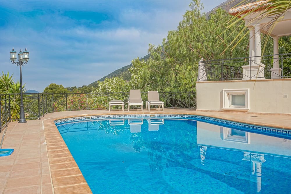 6 slaapkamer Villa te koop in Javea / Xabia met garage - € 1.470.000 (Ref: 9484851)