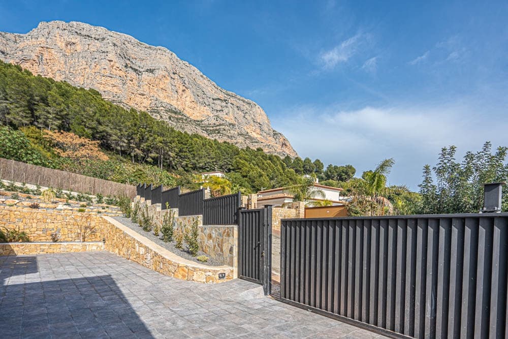 4 slaapkamer Villa te koop in Javea / Xabia met garage - € 1.200.000 (Ref: 9484856)