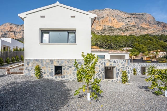 4 slaapkamer Villa te koop in Montgó - Ermita, Javea / Xàbia met garage - € 1.200.000 (Ref: 9484856)