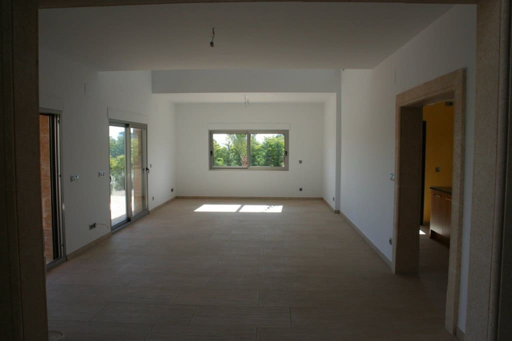 5 bedroom Villa for sale in Adsubia with garage - € 1,215,000 (Ref: 9484858)