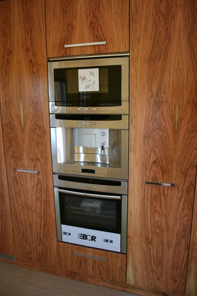 5 bedroom Villa for sale in Adsubia with garage - € 1,215,000 (Ref: 9484858)