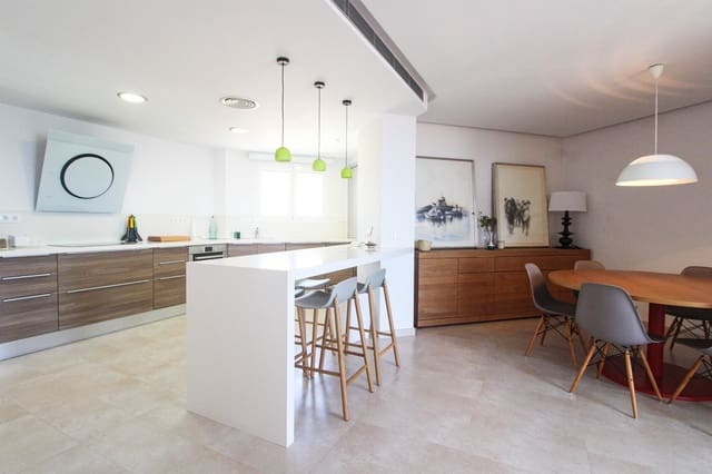 4 bedroom Beach Apartment for rent in Arenal, Javea / Xàbia with garage - € 2,000 (Ref: 9484870)