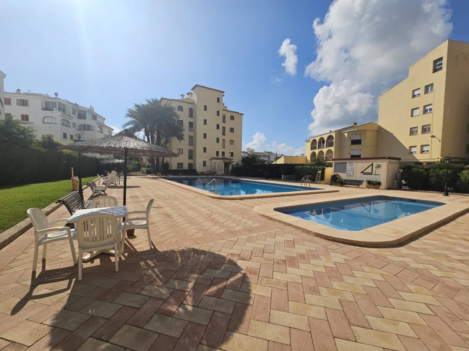 2 slaapkamer Appartement te koop in Javea / Xabia met garage - € 375.000 (Ref: 9484871)