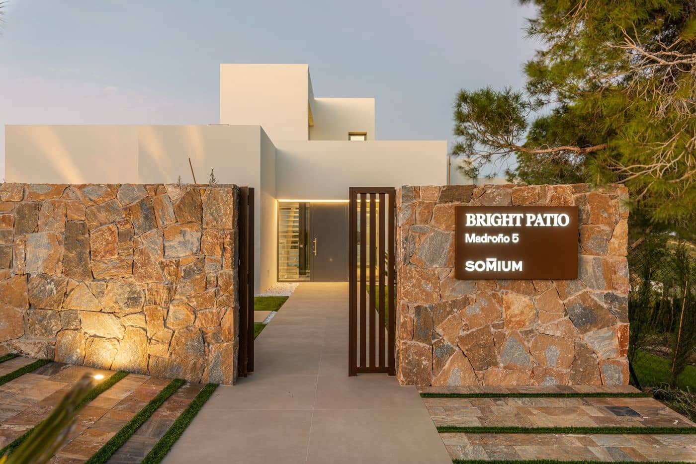 Chalet de 3 habitaciones en Orihuela en venta con garaje - 1.485.000 € (Ref: 9484875)