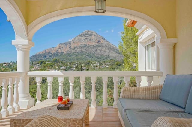 5 soveværelse Villa til salg i Partida Tosal - Zona del Castellans, Javea / Xàbia - € 835.000 (Ref: 9484889)