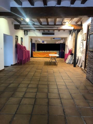 Business for sale in Centro Urbano, Dénia - € 290,000 (Ref: 9484890)