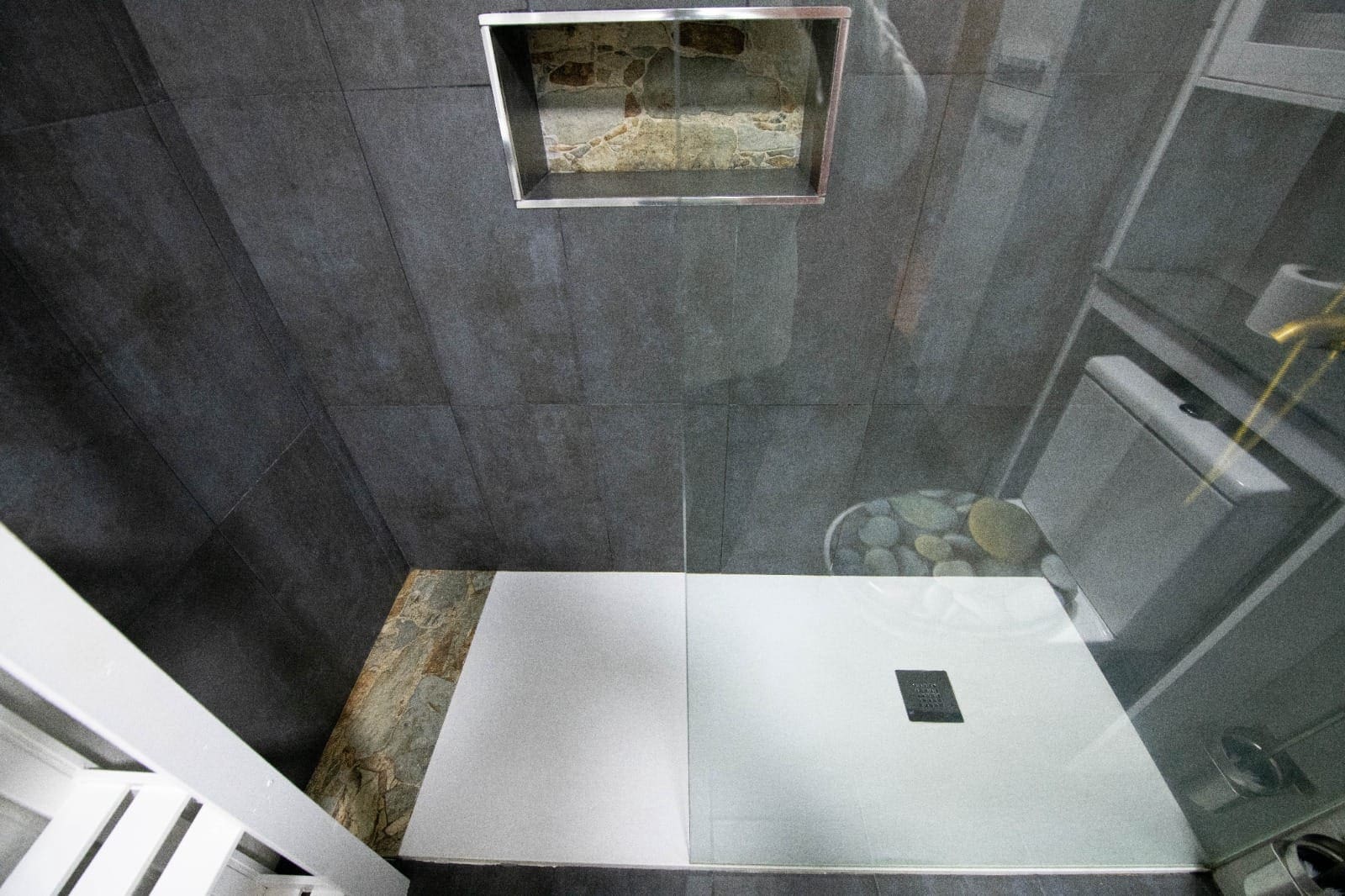 2 bedroom Flat for sale in Gijon - € 160,000 (Ref: 9484893)