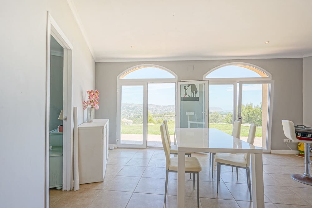 7 sovrum Villa till salu i Javea / Xabia med garage - 1 325 000 € (Ref: 9484897)