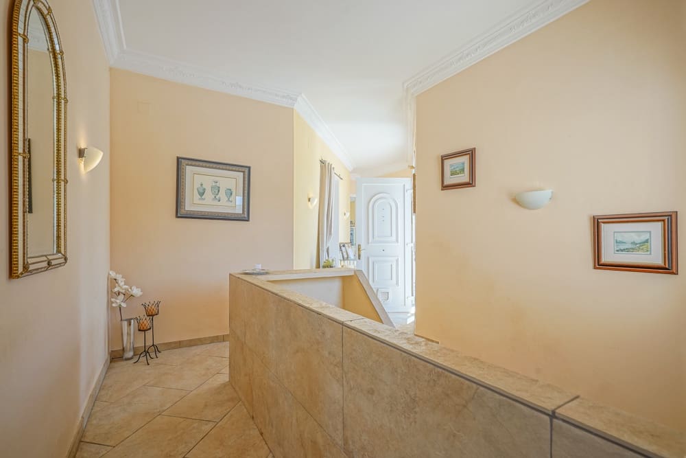 7 sovrum Villa till salu i Javea / Xabia med garage - 1 325 000 € (Ref: 9484897)