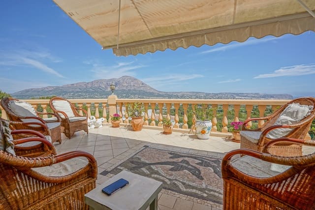 7 sovrum Villa till salu i Partides comunes - Adsubia, Javea / Xàbia med garage - 1 325 000 € (Ref: 9484897)