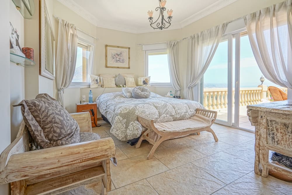 7 sovrum Villa till salu i Javea / Xabia med garage - 1 325 000 € (Ref: 9484897)