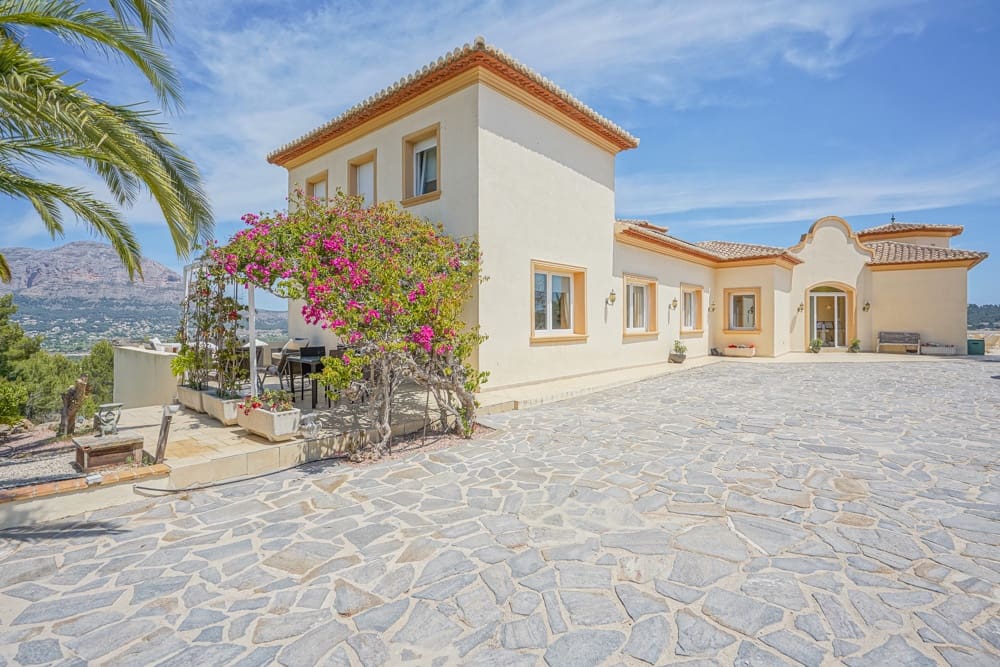 7 sovrum Villa till salu i Javea / Xabia med garage - 1 325 000 € (Ref: 9484897)