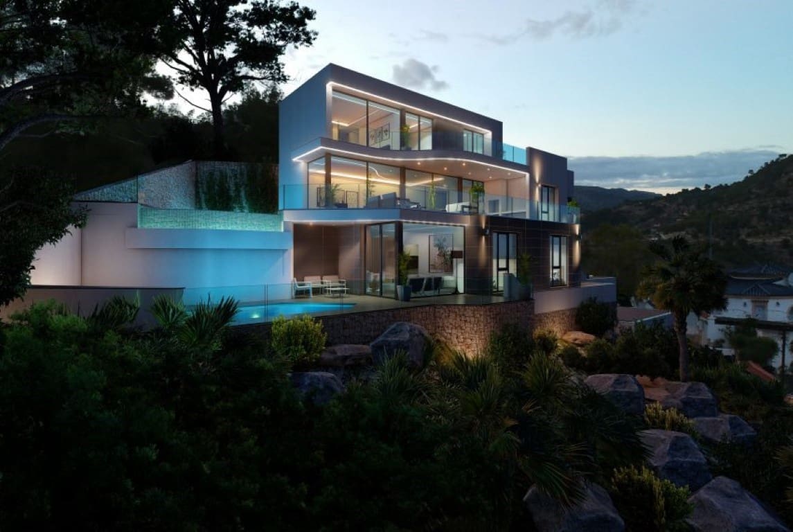 6 bedroom Villa for sale in Calpe / Calp with garage - € 1,950,000 (Ref: 9484904)