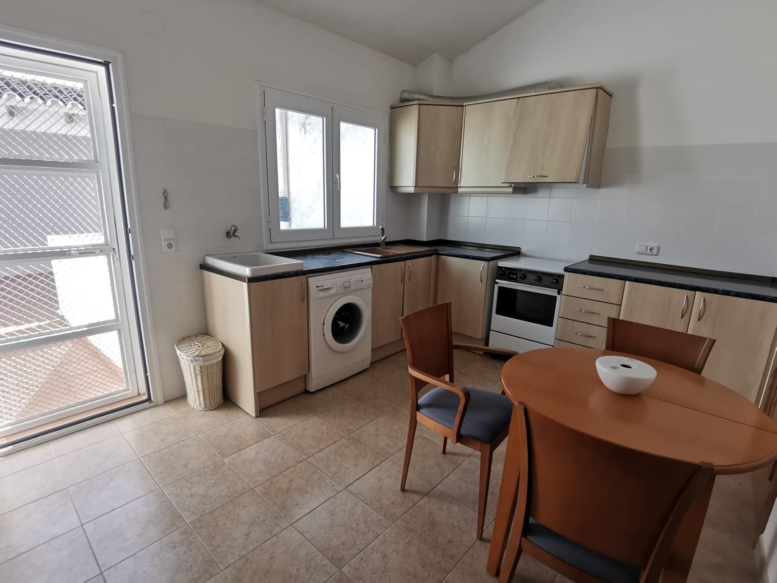 Casa de 4 habitaciones en Teulada en venta - 242.000 € (Ref: 9484913)