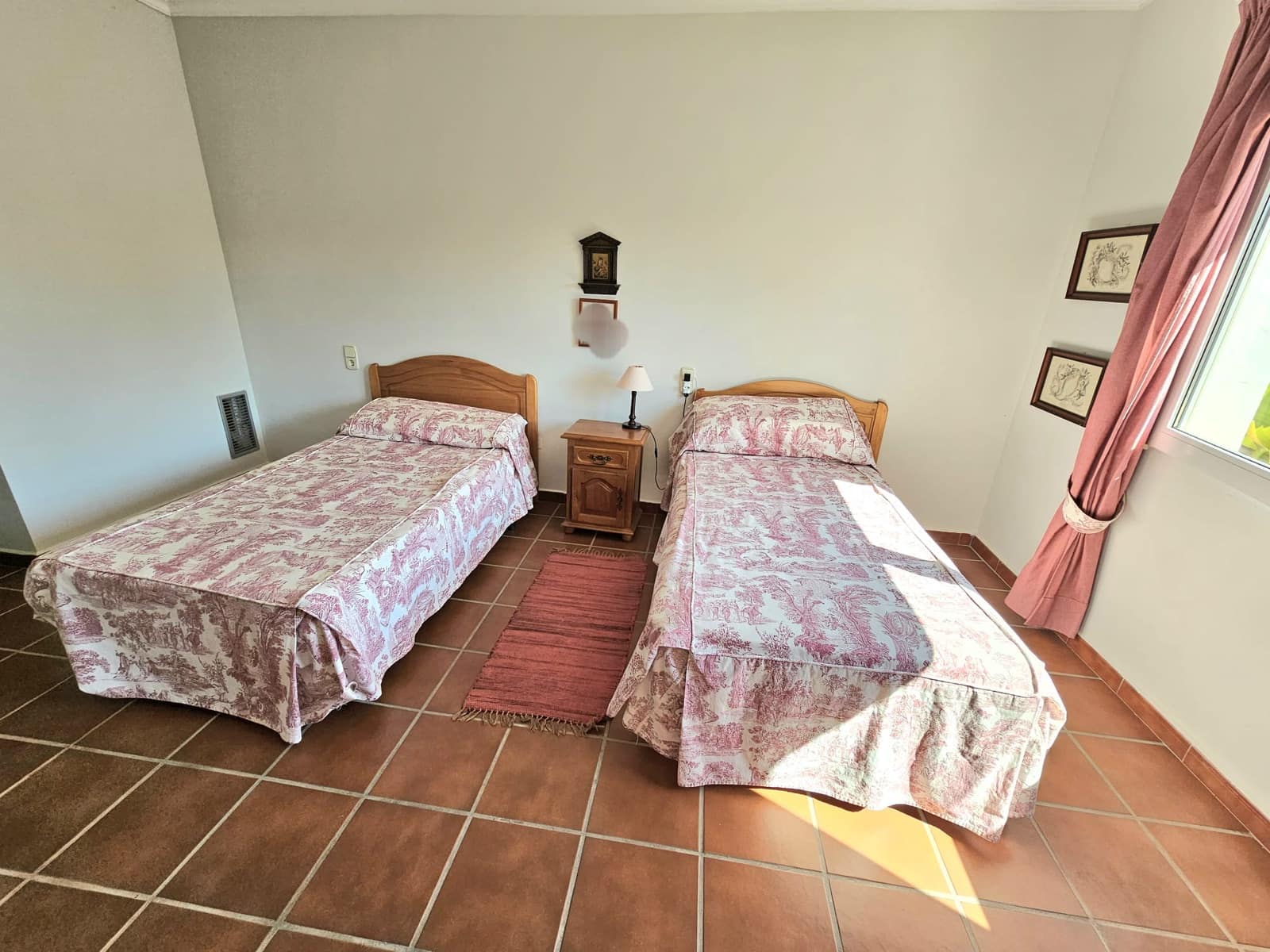 Pareado de 5 habitaciones en Javea / Xàbia en alquiler - 1.400 € (Ref: 9484915)