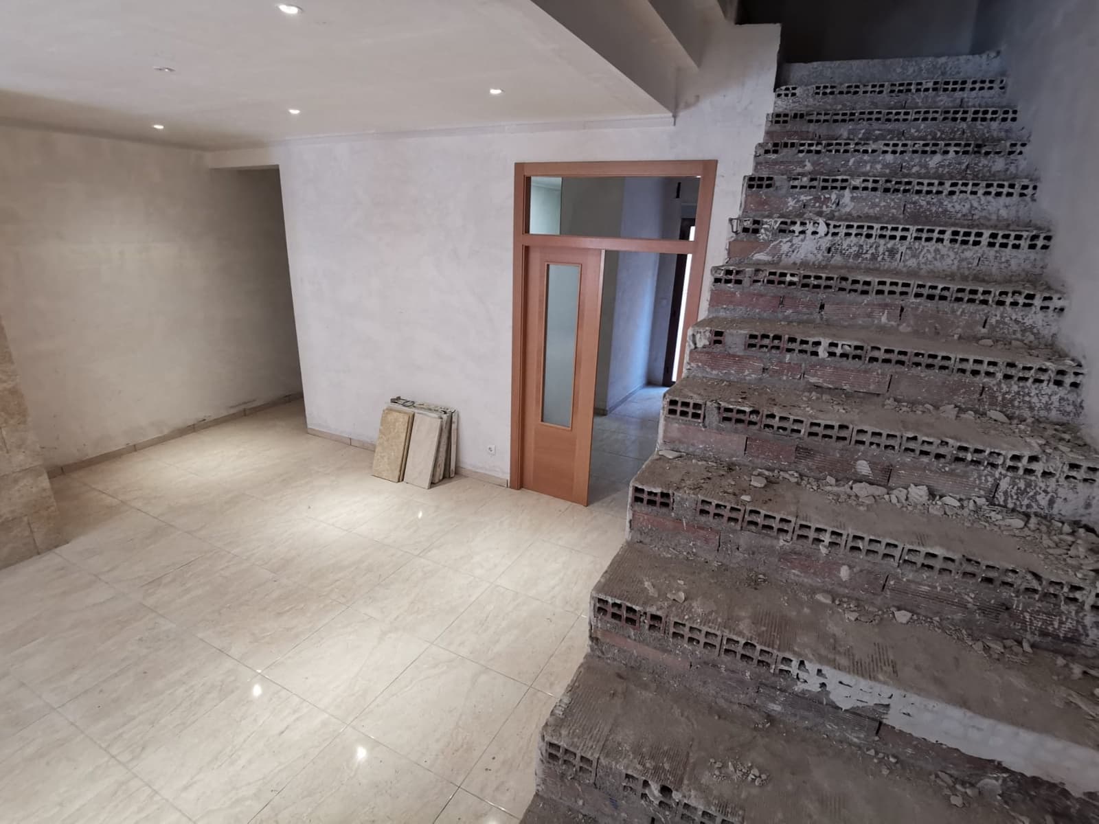 8 makuuhuone Omakotitalo myytävänä paikassa Gata de Gorgos - 435 000 € (Ref: 9484917)