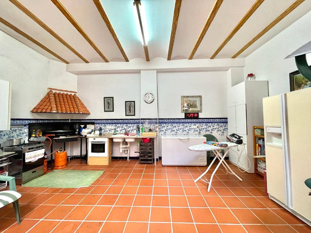 5 bedroom Townhouse for sale in Pego - € 220,000 (Ref: 9484920)