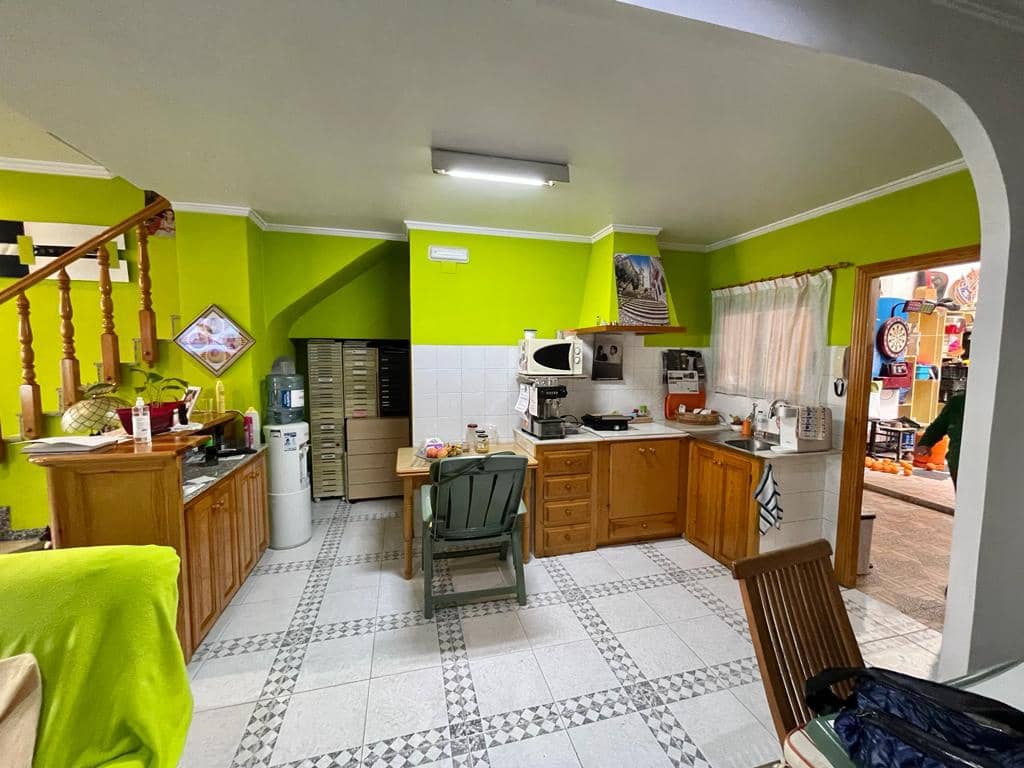 5 bedroom Townhouse for sale in Pego - € 220,000 (Ref: 9484920)