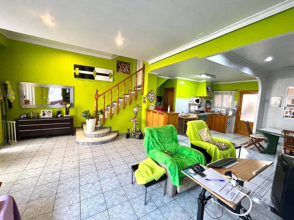 5 bedroom Townhouse for sale in Pego - € 220,000 (Ref: 9484920)