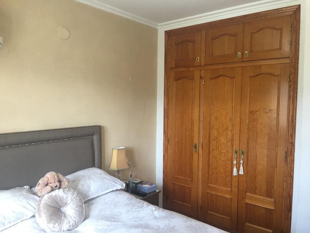 3 chambre Villa/Maison à vendre à Tormos avec garage - 200 000 € (Ref: 9484921)