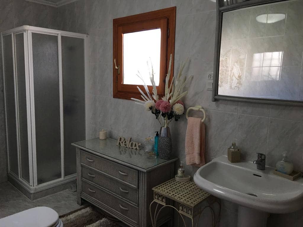 3 chambre Villa/Maison à vendre à Tormos avec garage - 200 000 € (Ref: 9484921)