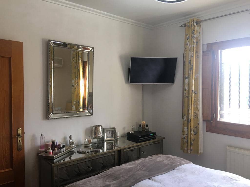 3 chambre Villa/Maison à vendre à Tormos avec garage - 200 000 € (Ref: 9484921)